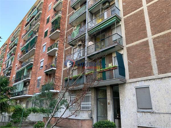 STANZA Milano (Chiesa Rossa/ Cermenate/ Ripamonti) - VIA DON RODRIGO