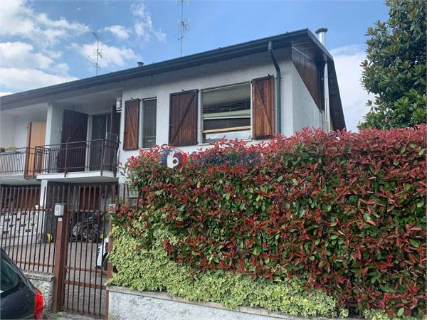 VILLA BIFAMILIARE San Giuliano Milanese (Zivido) - VIA GORKI