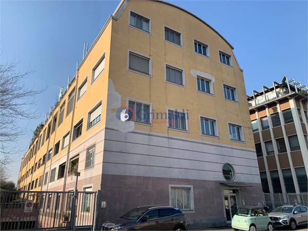 2 LOCALI Milano (Corvetto/ Lodi/ Forlanini) - VIA CADOLINI